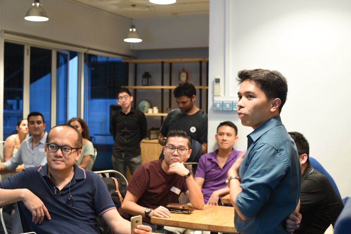 StartuupAsia's tweet photo. Great having a mix of Passionate Business Starters, Talent Developers and Inspiring Designers at our first "Meet Your Business Team" event last night! #CofoundersMatching #MeetYourBusinessTeam #StartuupAsia https://t.co/yrJvuDv8eQ