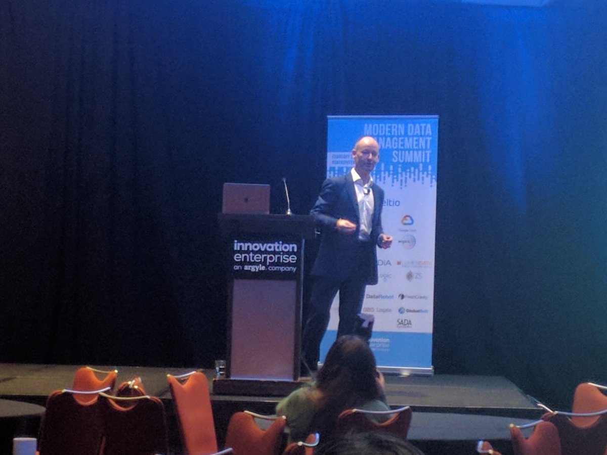 Reltio's tweet image. Matt Gagan @mgagan,  Sr. Solutions Consultant @Reltio gives a talk on &quot;Personalized #CustomerExperience with #ModernDataManagement&quot; at #DataDriven18. #MDM