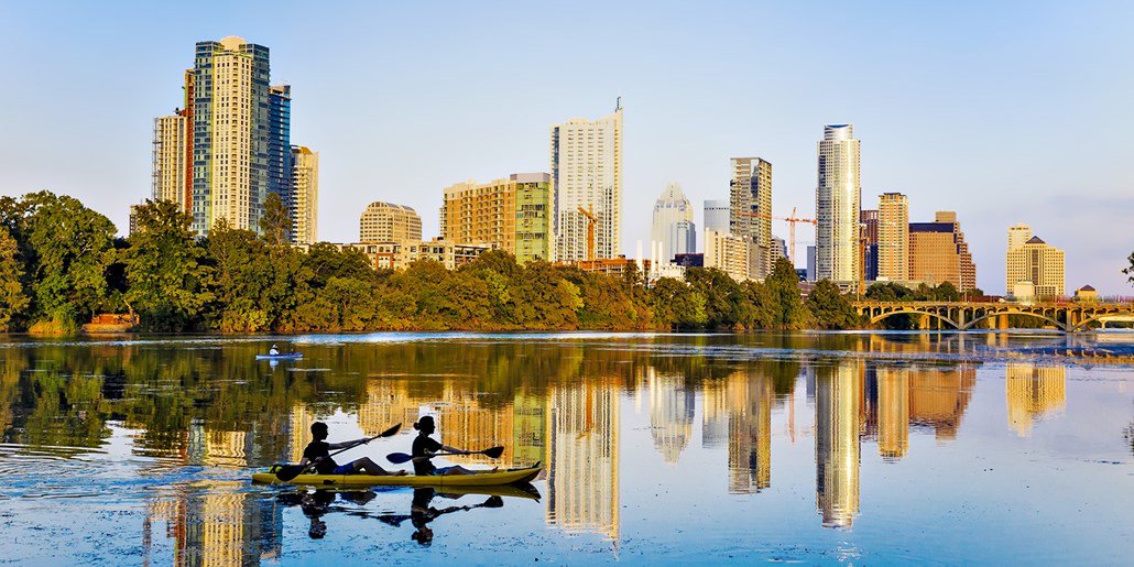 DealsToAustin's tweet photo. $13 &amp; up -- Kayaking on Lady Bird Lake for 2 Hours, Reg. $30 https://t.co/2P4KQZ1KsZ #austin https://t.co/GgJrm2D8qt
