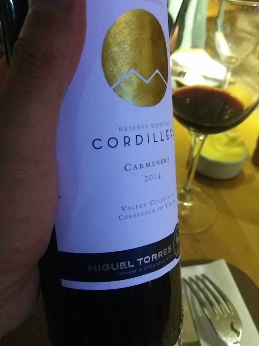Muy buen vino!!!  @MiguelTorresCL  podrán regalarme una botella o caja??? Saludos!!! #NoHayMayorPlacerQue