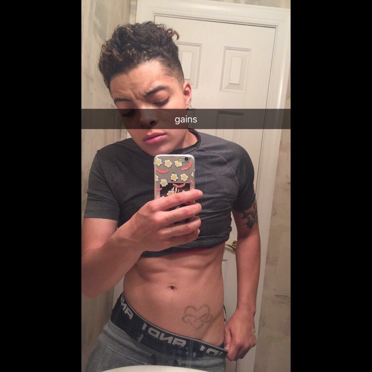 mymanstee11's tweet photo. somethin to post . #heytwitter https://t.co/5KZzmuOMU5