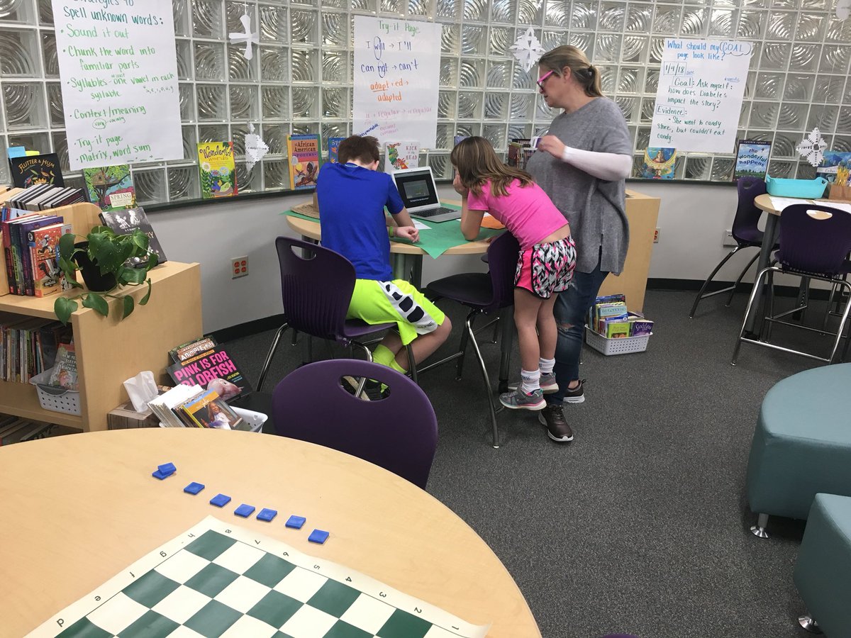 MrsMiller224's tweet photo. Thank you families for coming to Family Night tonight! Your children loved showing you all they have learned this year in third grade! https://t.co/XKiIF8jXtL