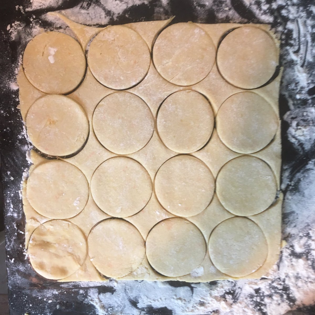 CounterDiagonal's tweet photo. How big must n be for minimum area square holding n^2 unit circles to have side length less than 2n?
#hamantaschen
https://t.co/z3qp9ABaHB https://t.co/RURTdVfQ0A