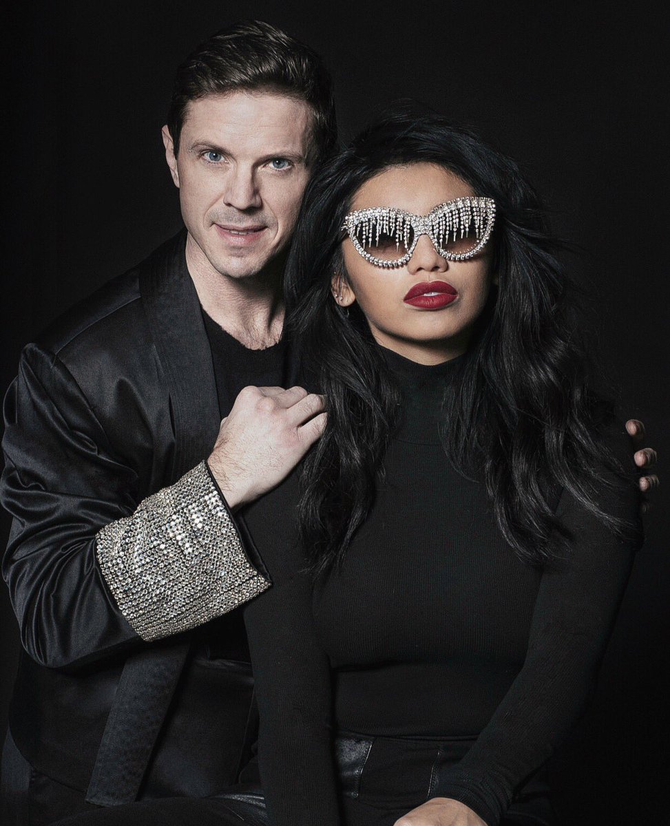 ktmlegs's tweet photo. 🖤👠💋 | @kirstin x @Jakeshears 

pc: @katie_levine_ https://t.co/Fck6PdyPt5
