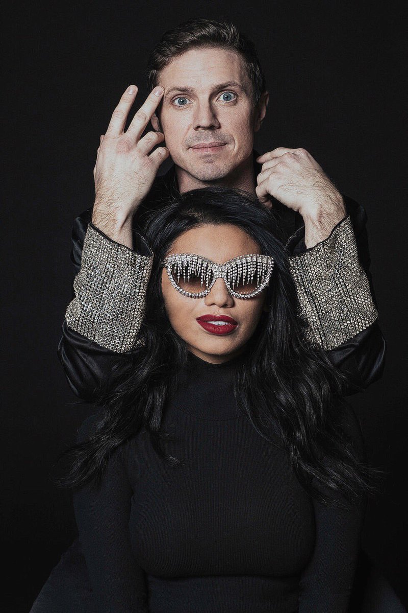 ktmlegs's tweet photo. 🖤👠💋 | @kirstin x @Jakeshears 

pc: @katie_levine_ https://t.co/Fck6PdyPt5