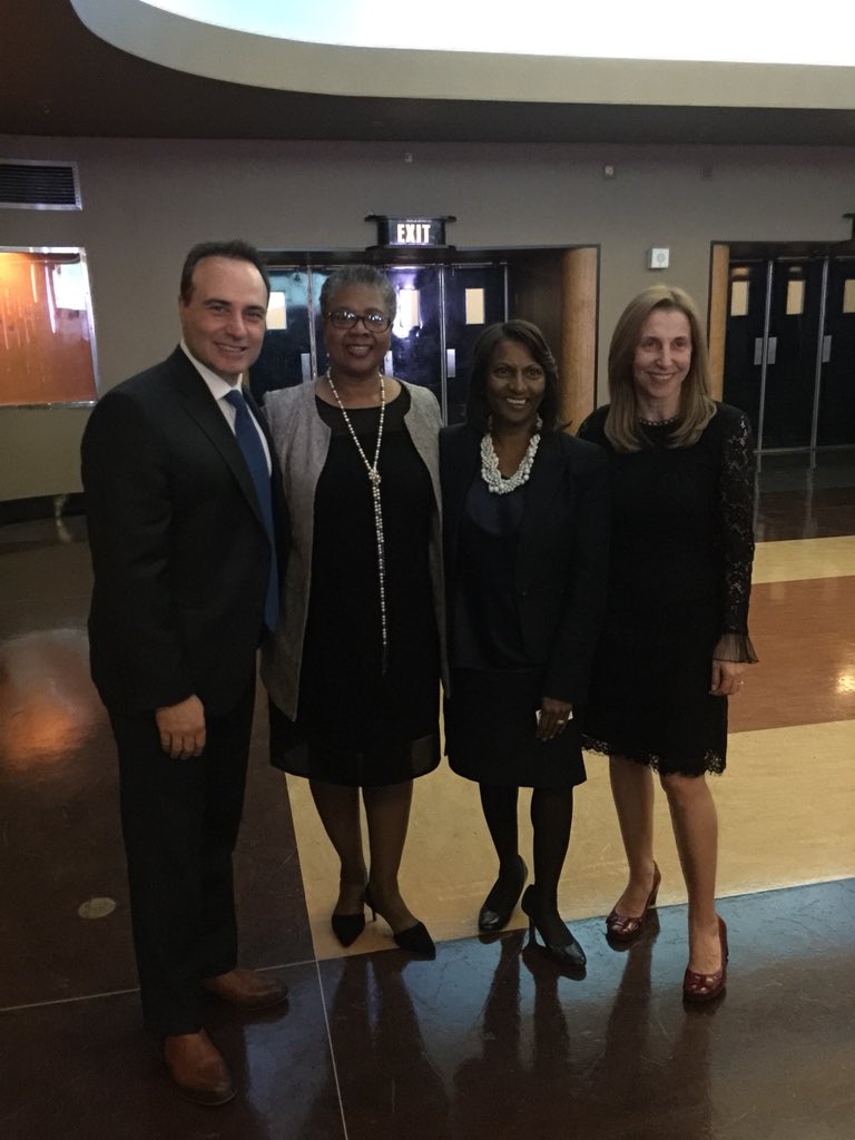 COP Academy enjoy celebration with Minister of Education Indira Naidoo-Harris #OutstandingPrincipals @TLPCanada