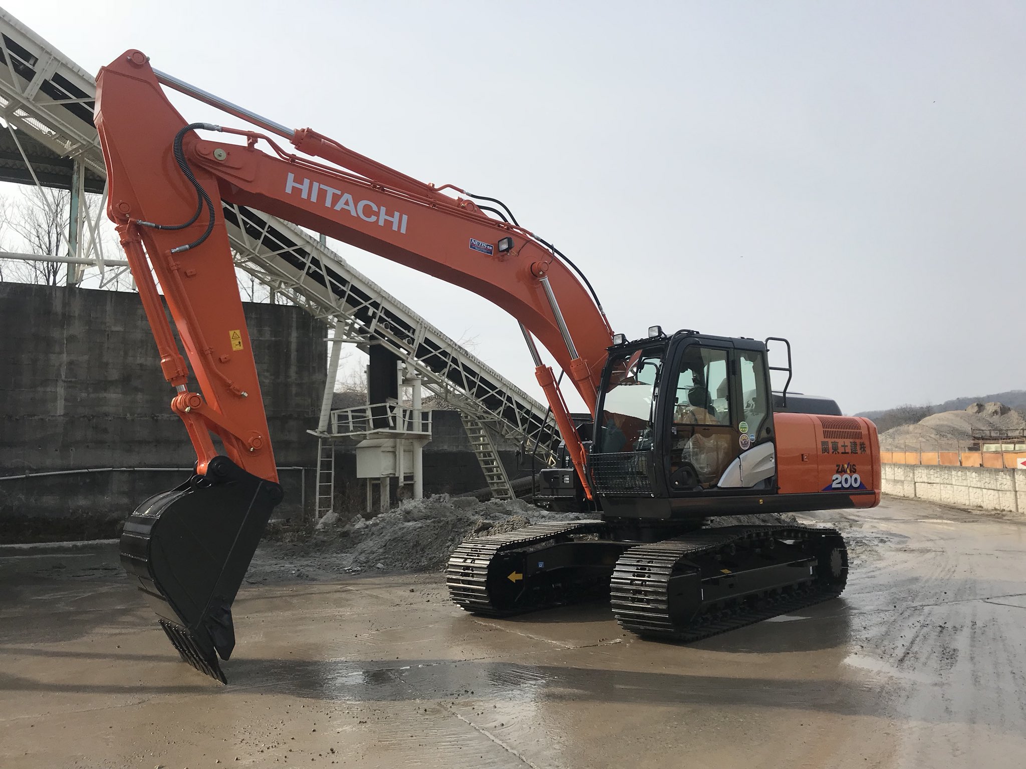 ミニチュア 重機 zaxis 225USRK セパレートブーム 5本配管仕様- ミニチュア 重機 zaxis 225USRK セパレートブーム 5本配管仕様-