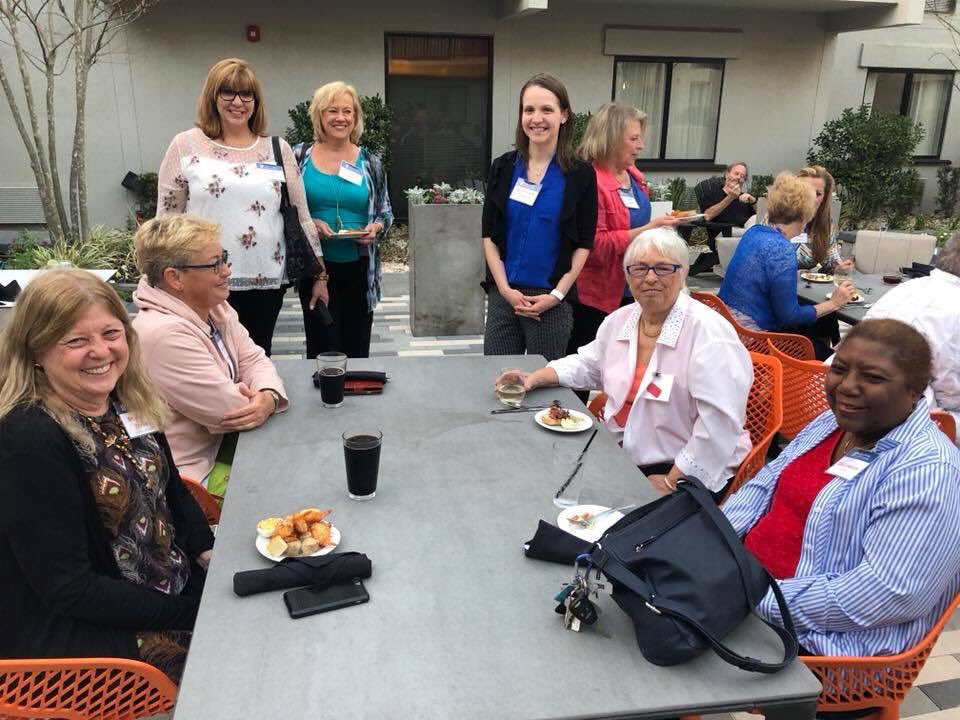 UFNursing's tweet photo. Our #GatorNurses are enjoying an evening at @doubletree Gainesville to connect with each other and hear about the latest & greatest from @UFNursing and @UFNursingDean! #GoGatorNurses #WeChomp https://t.co/niynNU8qlX