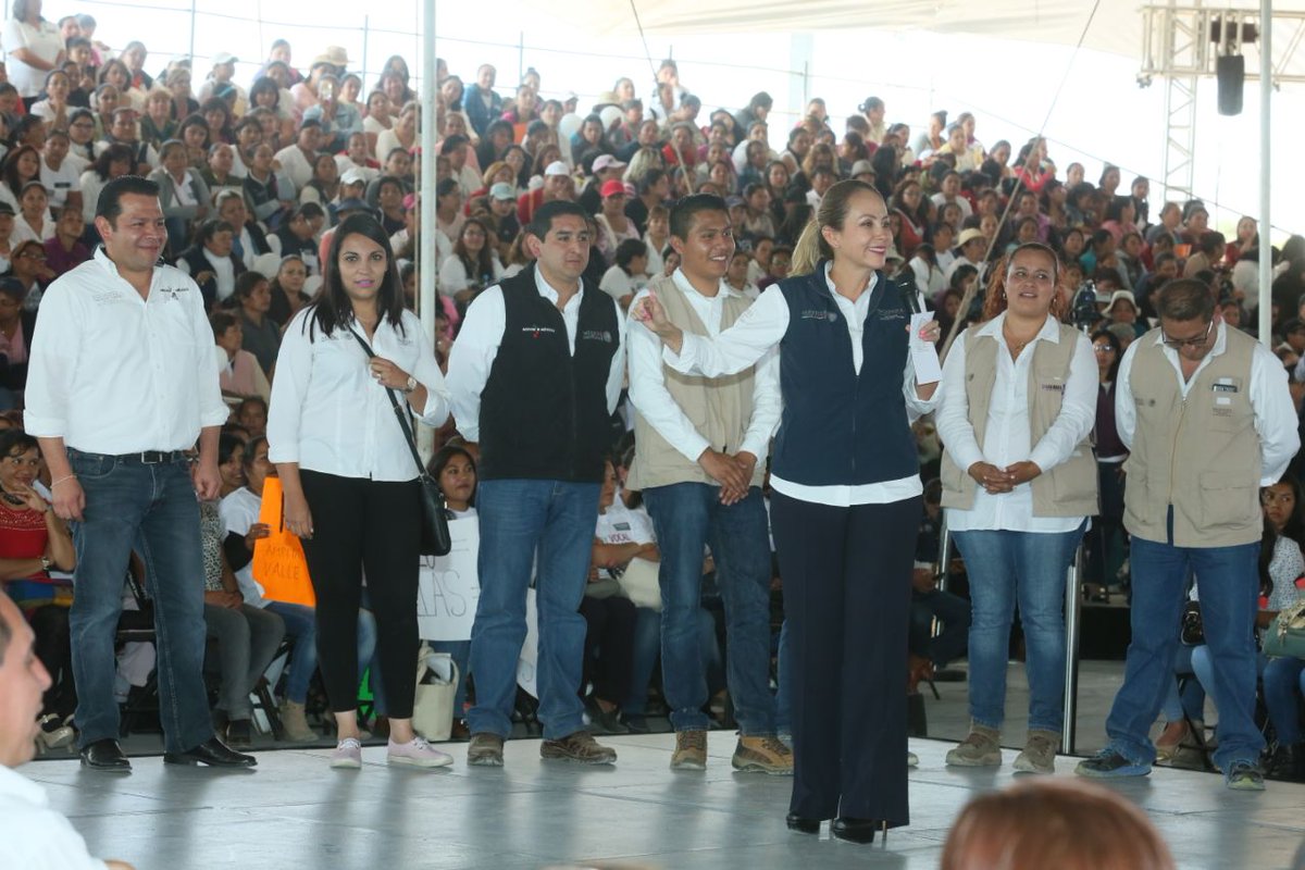 paula_hdz's tweet photo. Hoy @Prospera_MX acompaña el desarollo de sus familias a través de apoyos en #Alimentación #Salud #Educación y además con #Vinculación productiva, laboral y financiera. #Hidalgo #Pachuca https://t.co/NOgr0krymN