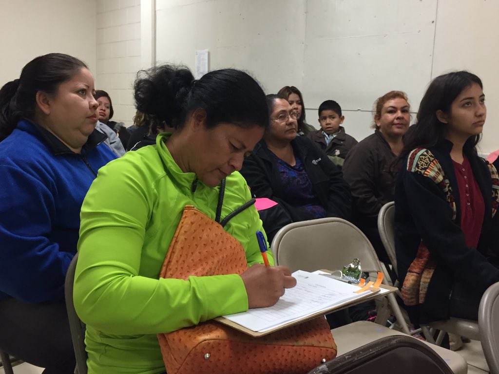 jaQii_PL's tweet photo. Se realizó la asamblea de apertura para un Comedor Comunitario en la colonia Revolución Mexicana.

#TeInvitoAComer #TeamChihuahua https://t.co/uo7JRb62aO