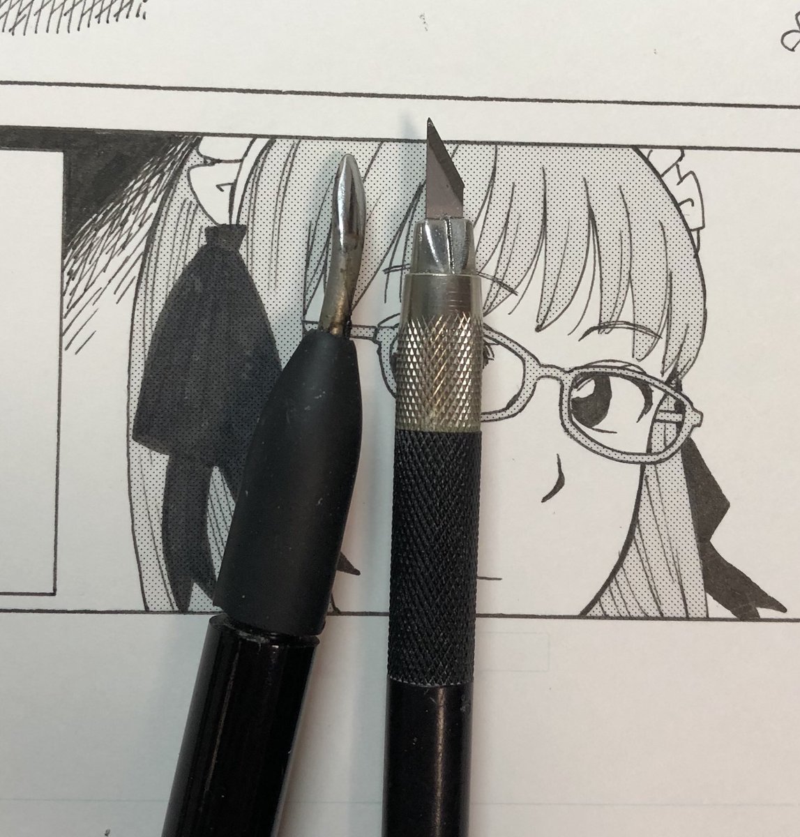 RTの水上さんは、本日発売の「おばけ道the end」に収録のPおまけ漫画で見れるのでよろしくお願いします。

先日チラ見せした、久し振りに描いたタッツンも出てます。 