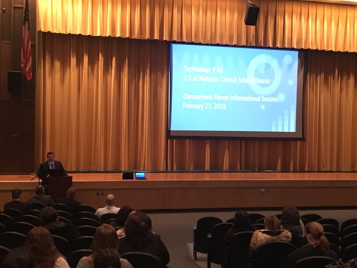 DrAPease's tweet image. Dedicated teachers &amp;amp; leaders, working into the evening to ensure our parents &amp;amp; students are ready for our @MahopacSchools  #Technology4All rollout. TY @EdServices_MCSD @MMS_PACPride @22evers @Ziegelhoferg @Alex_F_Levine @JZEdTech #DistrictontheMove