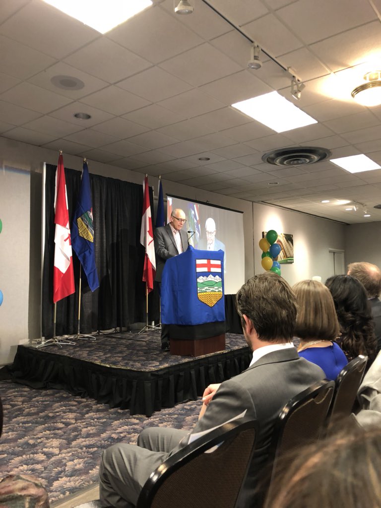 SerenaCMah's tweet photo. As crowd cheers @SMandel_AB pauses and begins, "Savour this moment. Because let me tell you, moments like this don’t come around very often. We need to savour them.” #yeg #apldr #ableg #yyc #abpoli #mandelforab https://t.co/uLOSQ8h8mz