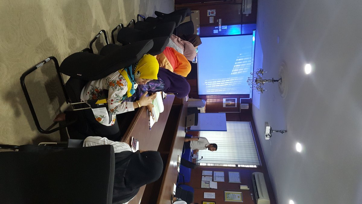 kursus spec elektrik oleh ir shukri bin abu hassan utuk 
staf jkr elektrik kedah