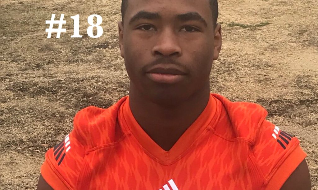 cantmisssports1's tweet photo. Counting Down The Top Players in Each State!! The Texas Top #11-20 C/O 2020 Running Backs!
#17 DโAunte Prevost
#18 Myles Nash
#19 Donavan Eaglin
#20 Campbell Speights https://t.co/cafIwl5VaT