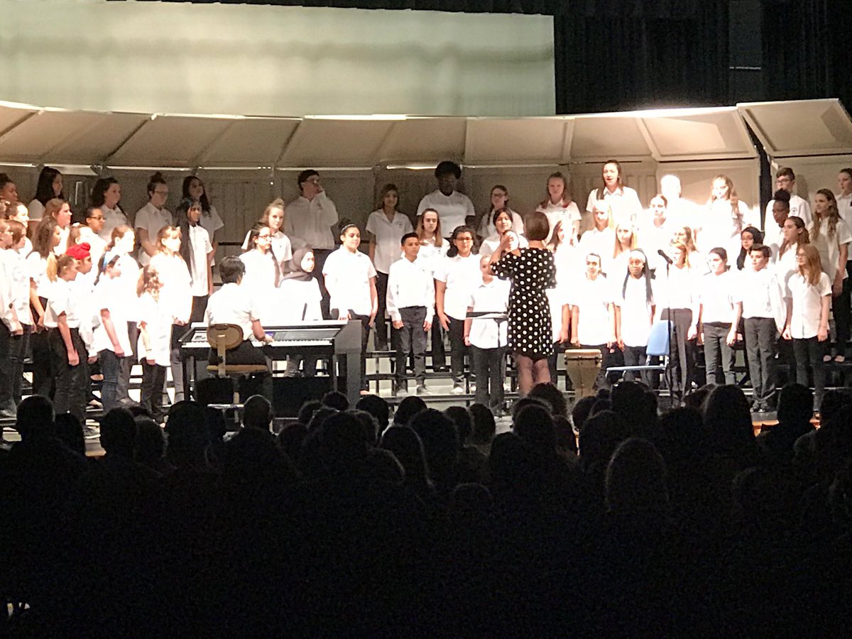 Wildcats512's tweet photo. Wonderful sounds from Trailridge!  Congrats on a great concert choirs. @APCogswell #oarsallin #BeatYesterday https://t.co/uBi8SoQr99