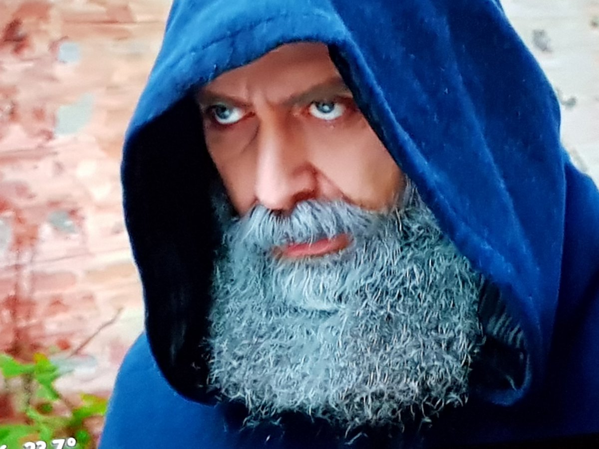 sildetoma's tweet photo. Lo he dicho muchas veces pero no me voy a cansar de repetirlo No podría ser otro más que #HalitErgenç como #ElSultan Chapeau genio #EclipseEnTopkapi https://t.co/iqe1EHe0pS