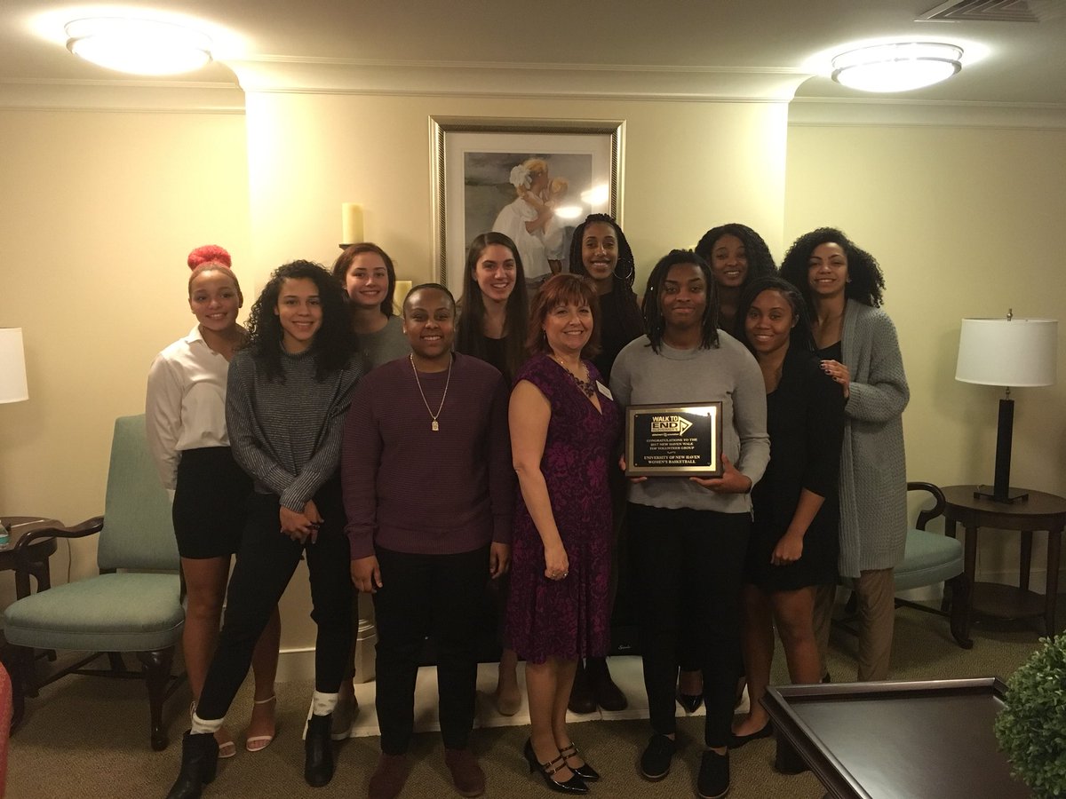 PNB_Meeks's tweet photo. It was a wonderful evening watching these young ladies be recognized for their efforts in helping the @alzassociation walk in CT #GetChargedUp #Service #GoWBB #ProudOfEachOfYou https://t.co/oHva3nFn56