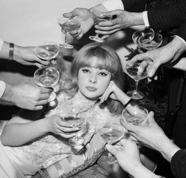 Luckeys's tweet photo. This weekend at Luckey's:

Friday, March 2nd: Bad Music For Bad People with DJs Lawless, Dawn Baby and Calli 9:30PM ($3-$5) (rock soul &amp; punk DJs)

Saturday, March 3rd: Candace, Surfsdrugs, Gnarsh Mellow 10PM ($5) (indie rock) https://t.co/qeVMOutGji