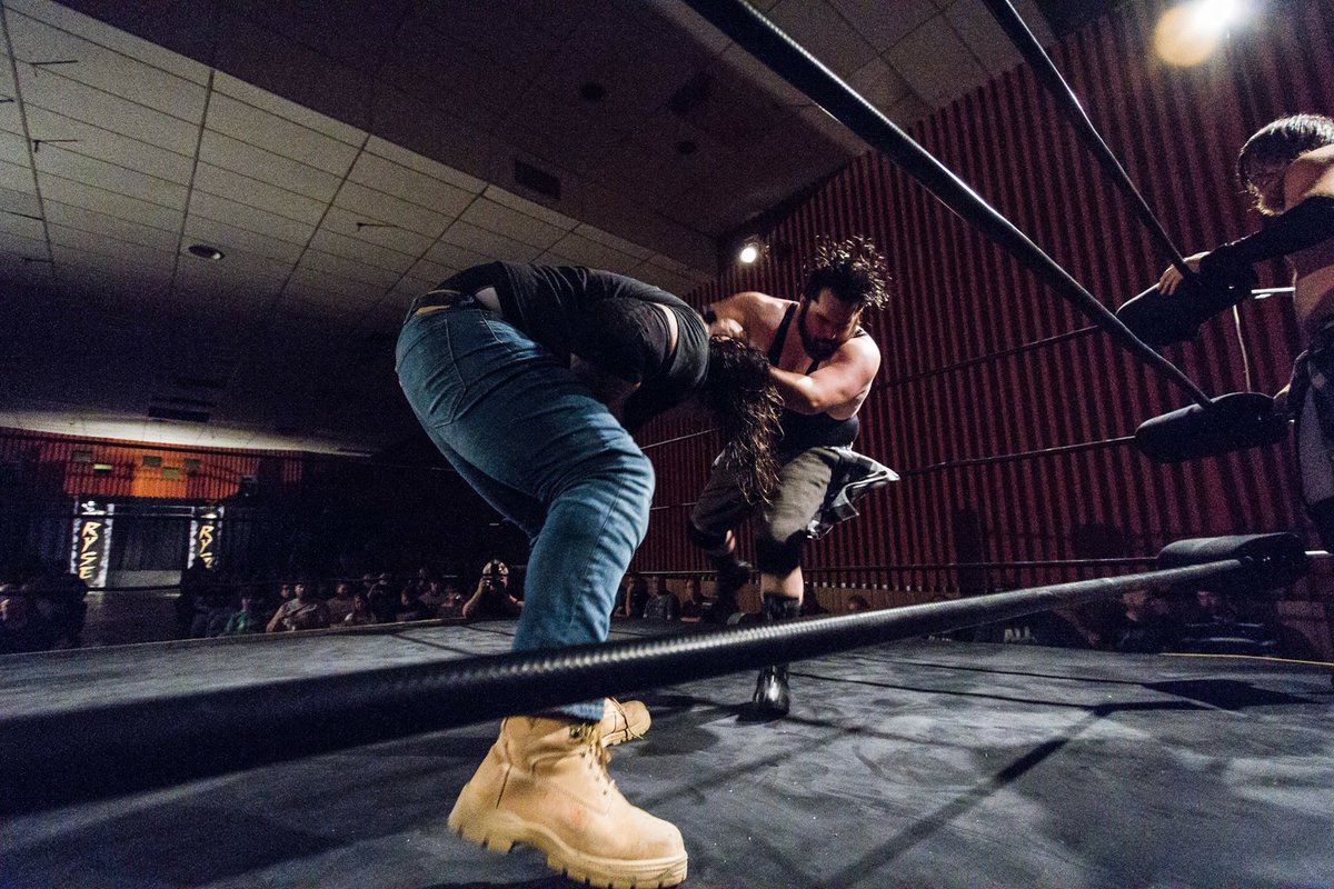 countryhammer_'s tweet photo. Heard thereβs gonna be a Stomp Out the Cancer 2 πͺπ»π¨ Iβd say I probably have the best boots around to do the stomping π€·π»ββοΈπͺπ» #countryhammer #collarandelbowbrand #mymoment #squaredcircle #stompoutcancer #boots https://t.co/XQyMupu4eW