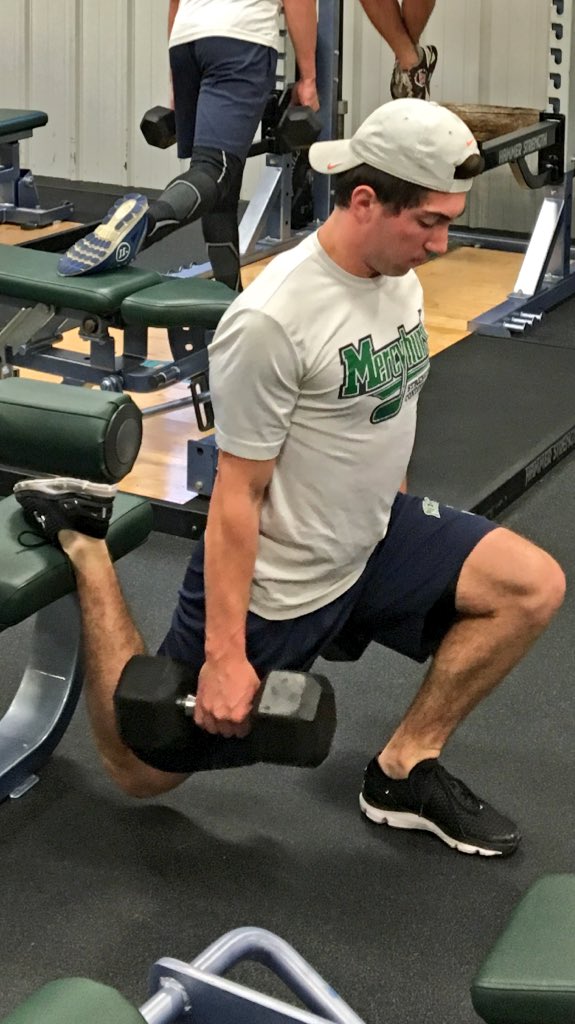 tylergtravis's tweet photo. Happy Birthday π to @HurstMensHockey @Derek_Barach #BirthdayWorkouts https://t.co/Psq98Kztm9
