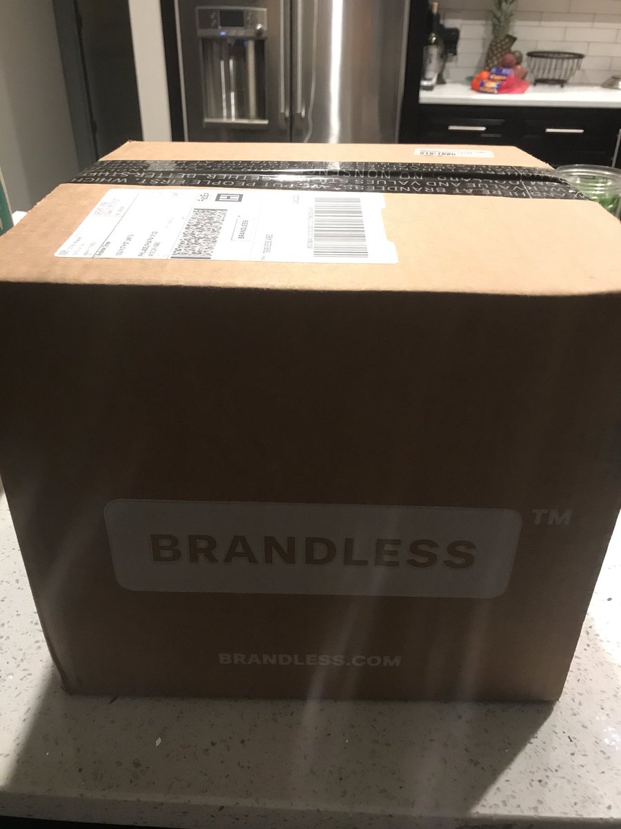 drewchow's tweet photo. @brandless first delivery! https://t.co/zpTtOXDjI4