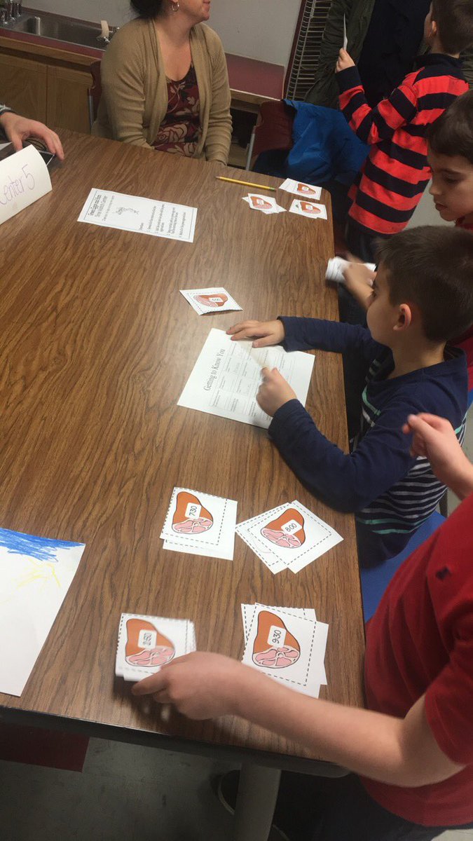 MissQuaglia's tweet image. First night of Family Math for 1st and 2nd graders was a success 👍🏼 Dr. Seuss themed math centers took place to help celebrate #ReadAcrossAmericaWeek  Students had a blast! Looking forward to next week #familymath #HazletProud