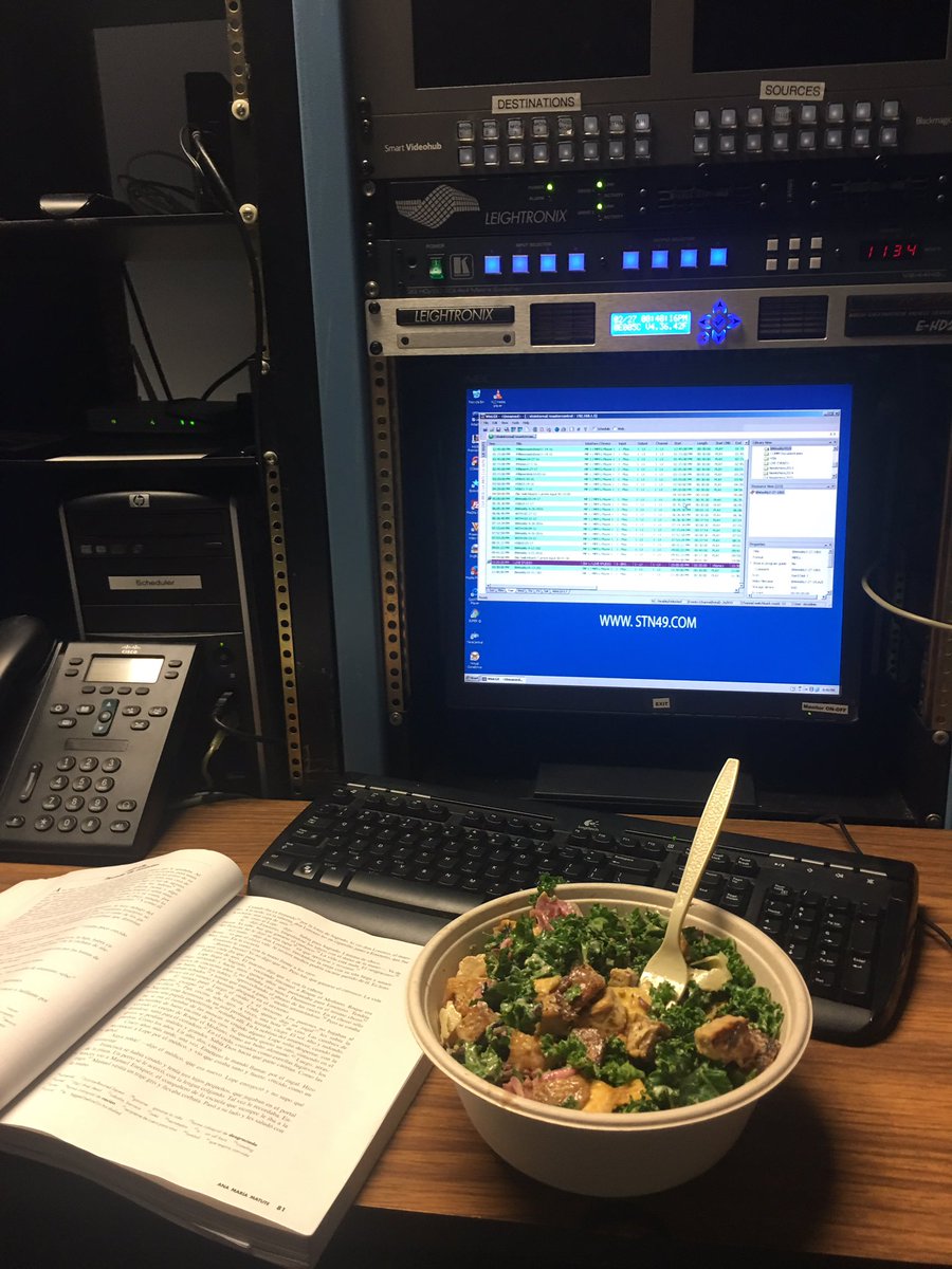BlueHenSean's tweet photo. Dinner break at work means Roots and Spanish homework! How are you guys spending your Tuesday? https://t.co/FgSfj9uBrQ
