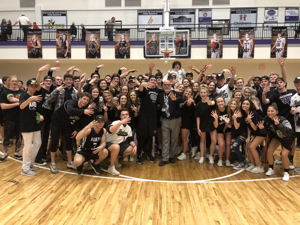 NFTheNation's tweet photo. THANK YOU RAIDER NATION!!!!
#Final4 https://t.co/28RiHJeUJ6