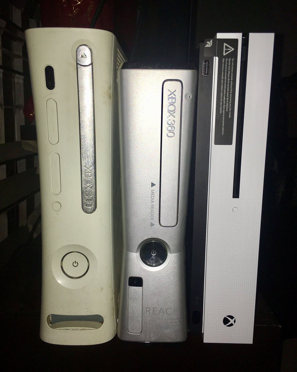 JavierCantoJC's tweet photo. Ey ! Mi vida resumida en una sola imagen #Xbox https://t.co/hF1yD3znXF