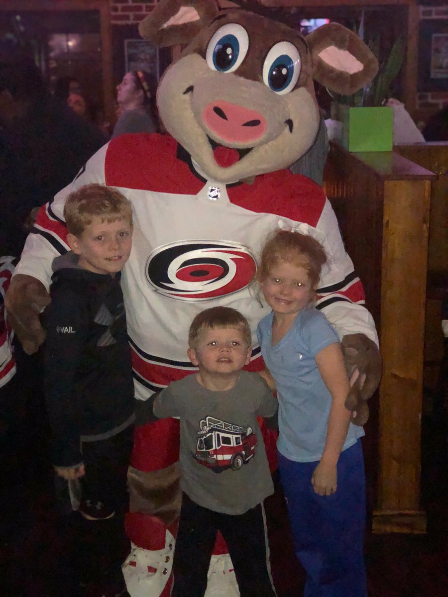 MikeShook5S's tweet photo. Go Canes! #CAHCoolBars https://t.co/j0GFTm7lEx