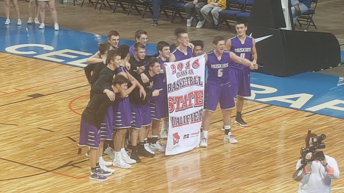 Muskie Boys Win!!
We're Going to State!!
Final Score
Muscatine 58
Linn-Mar 55

<a href="/MuskieBKB/">MHS Boys Basketball</a> #iahsbkb #Playoffs #Substate #WinorgoHome 

<a href="/JWieskamp21/">Joe Wieskamp</a> finishes with 36 points &amp; 14 rebounds