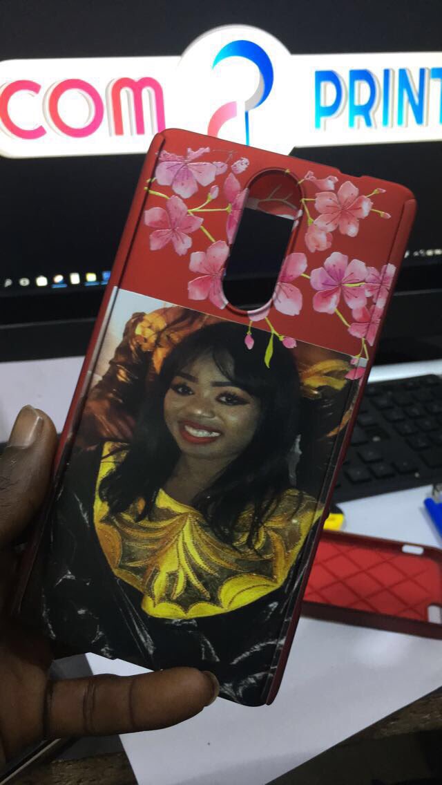 COM_PRINT_SN's tweet photo. Protège téléphone personnalisé #personalisation #smartphone #reprographie @COM_PRINT_SN https://t.co/AoFCTSMwyV