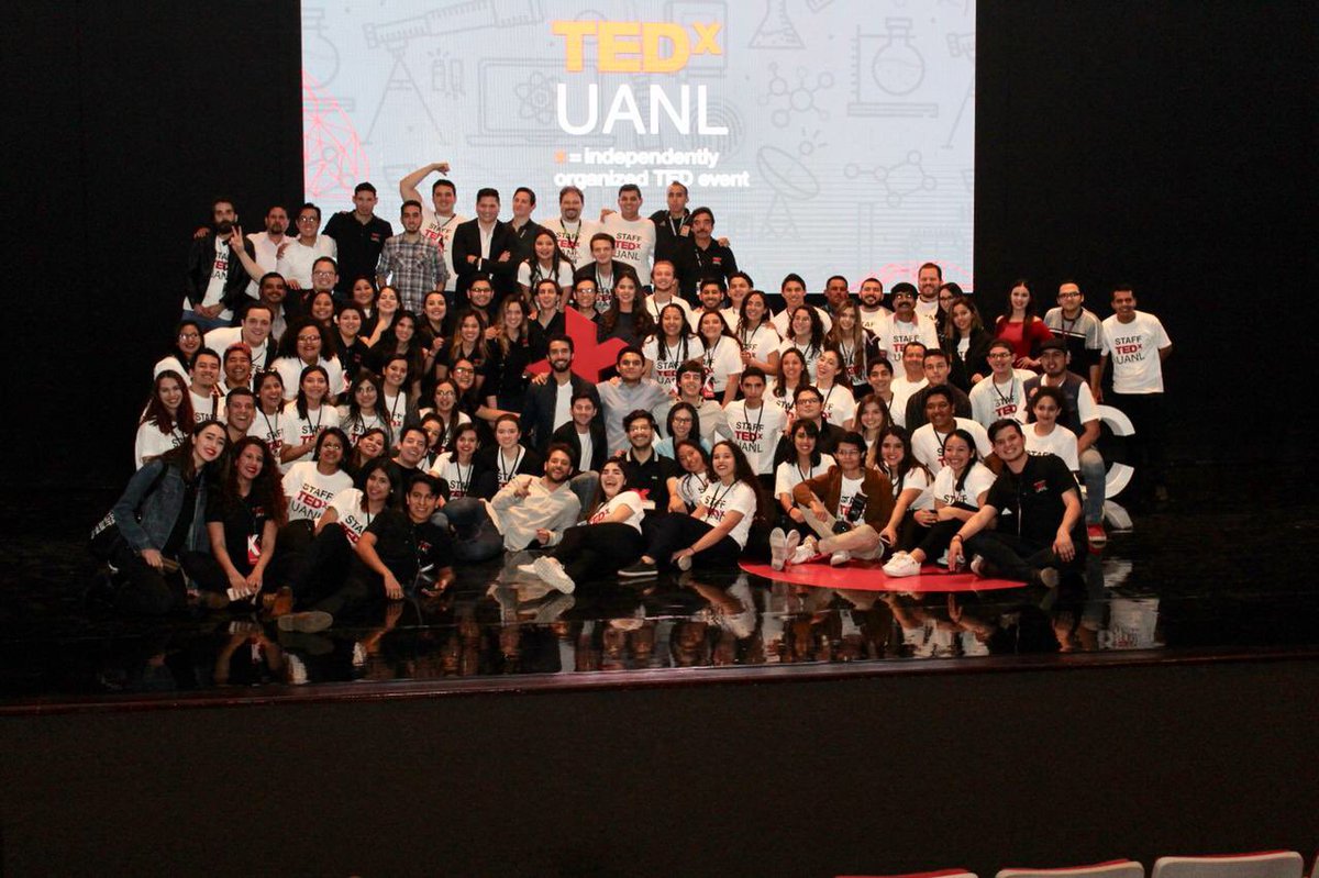 criscadena's tweet photo. ¡El mejor equipo lo tengo yo! Pronto podrás ver @_TEDxUANL en @TEDTalks @christopheruck @HectorTrejo @kocovega @SergioADippW @aurorawonders https://t.co/niHtZ2TDRk