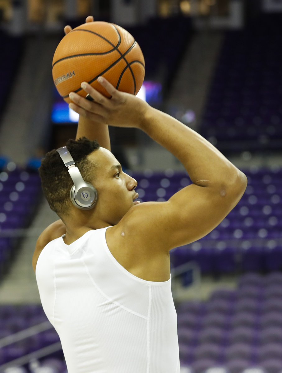 TCUBasketball's tweet photo. It's time for tip!
π» @KTCUTheChoice @570KLIF
π± @tunein
π± @SIRIUSXM CH 83
πΊ ESPNU
π» https://t.co/RUlLnb9BZs
#GoFrogs π #UpTheFunk https://t.co/pDYInPwU6L
