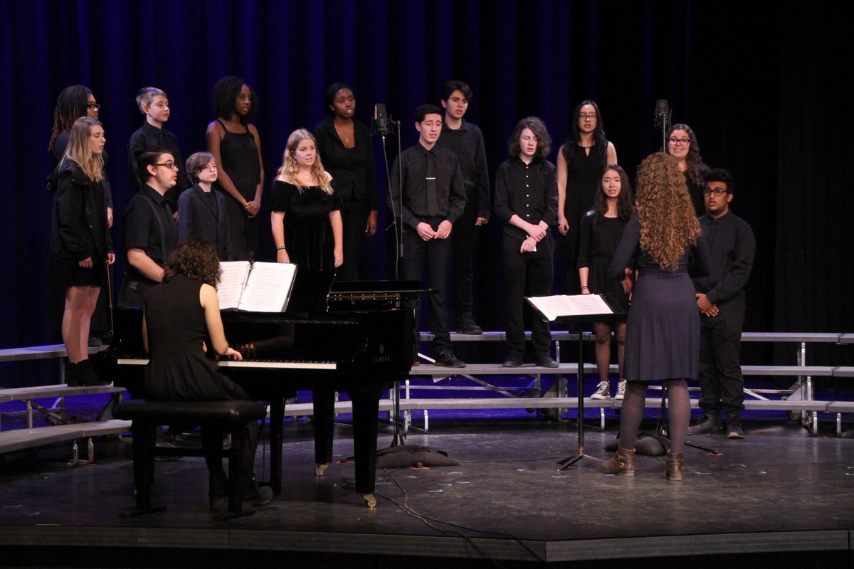 HeyMsHynds's tweet photo. So very proud of Chamber Choir today at OVF! 😍💯🤩😌 ... I promise we’ll sing in English next 😅 but you guys rocked your Latin, 🇫🇷 and 🇫🇮 @MusicMayfield https://t.co/98RC0IYs65
