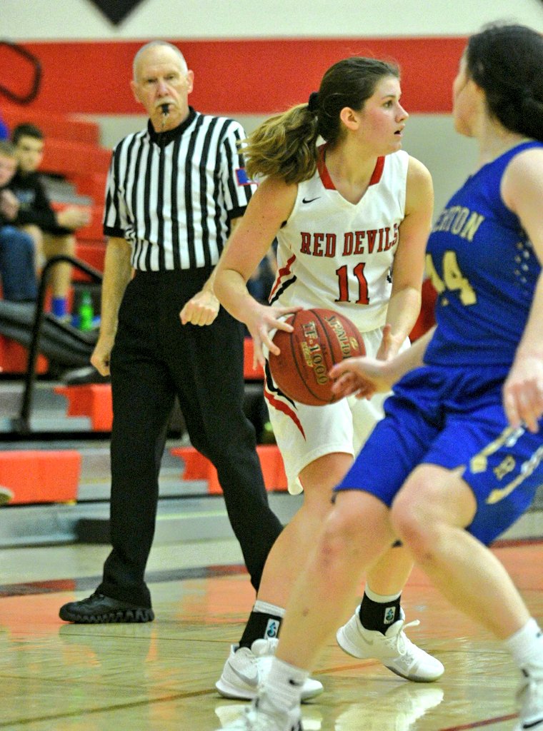 SeanEFrye's tweet photo. FINAL SCORE - Girls

No. 1 Erie 38, No. 8 Riverton 29

@KSHSAA 3A Sub-State Quarterfinals https://t.co/IqWM9iUzfO