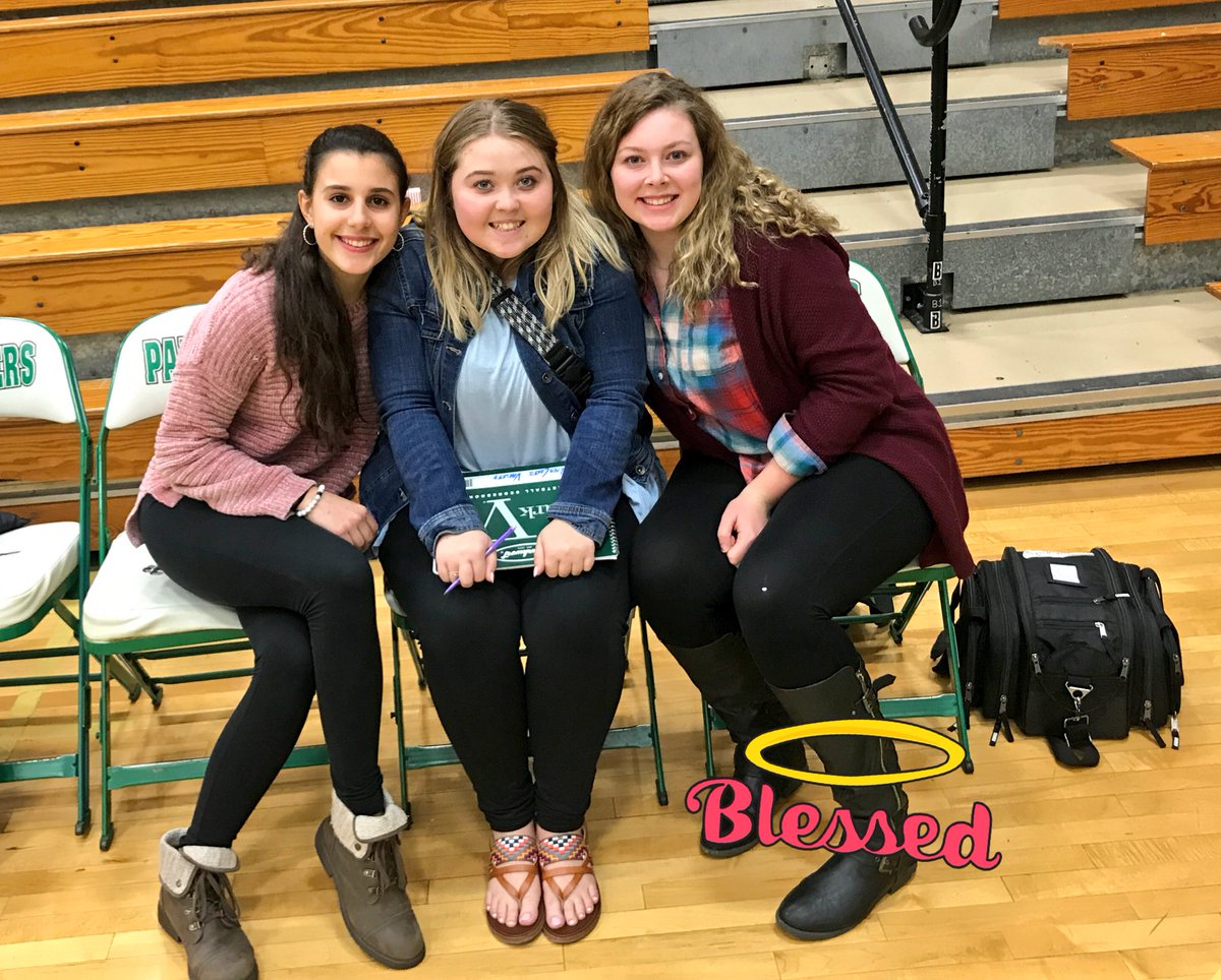 justjaycie's tweet photo. tonight was the last time we’ll ever be athletic trainers... soooo bittersweet https://t.co/iZZAcCg76U