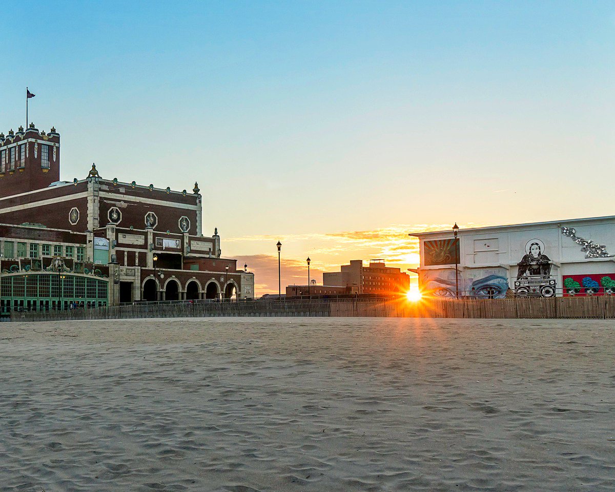 theasburyhotel tweet picture