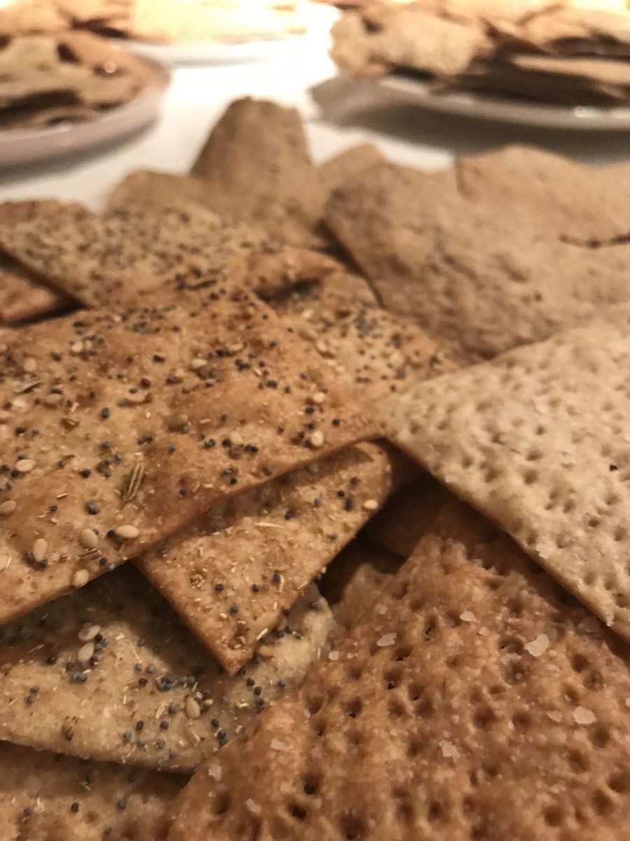 SAVEURMAG's tweet photo. Next, a full on cheese course, because you can never have too much cheese. Hollander washed in @GooseIsland ‘s Madame Rose and served with homemade #TalbottandArding caraway rye and spelt crackers, #AlanGray’s marmalade, and @GooseIsland ‘s BCS Barleywine. https://t.co/2YEUqYhJj0