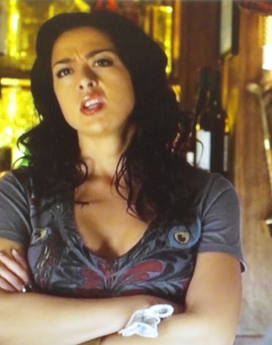 Monaper29's tweet photo. #TannisTuesday w this animated #gem #aliyahobrien as the #saucy Tannis. The many faces of #Tannis, there is no way she could hide what she was thinking. It was always written all over her face. #nofilter #badassbartender #MWB πΉπΈπ₯π»π· https://t.co/DtAoWc1IID