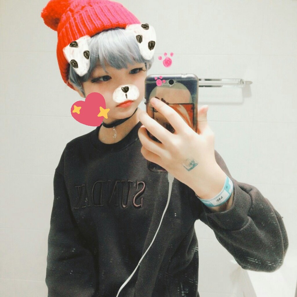 seoil8209__'s tweet photo. #코스어_트친소  #가담_트친소
#하이큐_트친소

안냥하세요오!! 중부권 초보코스어 아루임니다🌟🌟
본진은 가담, 문스독, 하이큐이고 워낙 잡덕이라 친해지기 쉬워요오!/♡\💕
흔적 남겨주시면 모시러 가겠슴니다!!😊❤💖
((참고로 부계임니닷!☆☆)) https://t.co/cR5W6A3kba