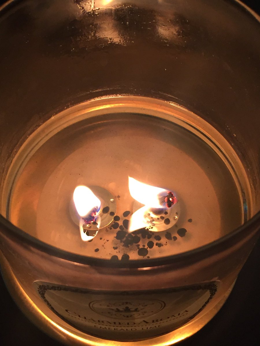 LaMher838's tweet photo. @CharmedAroma clearly, nothing on mine... not even a note that says “try again” lol Sad sad sad. Shouldve settled for Yankees... https://t.co/QDSaBNvcnH