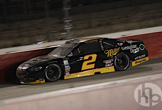 HHinsonPhoto's tweet photo. #NationalRetroDay #NASCAR style! https://t.co/Qd2Ldgc3LY