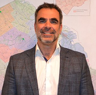 DanielCatalano_'s tweet photo. #AHORA Este funcionario, Juan Pablo Sassano, es el Subsecretario de (In)Seguridad Ciudadana del Gobierno de la ciudad de Buenos Aires. 

En este momento está personalmente agrediendo y hostigando trabajadores y trabajadoras estatales en el Ministerio de Hacienda porteño. https://t.co/neZzsvpg7T