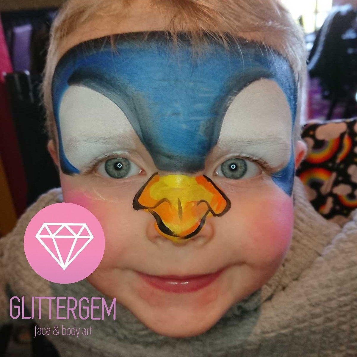 Facepaintbygem's tweet photo. So who is having a #snowday today? ❄
We are staying home, keeping warm and painting 🎨 😊
#doncasterisgreat #BeastFromTheEast https://t.co/uCKihKzqD5
