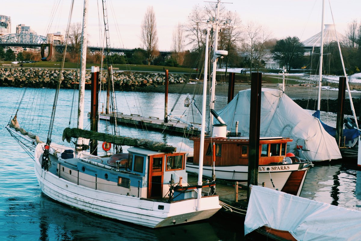 Check out these cool boats I snapped on my recent trip to Vancouver, where I got to reunite with my Brother. It was sick, and I'll definitely consider moving there someday!