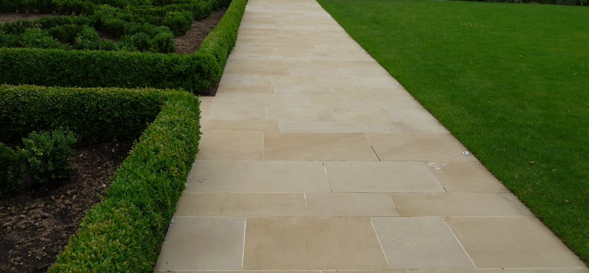 BuildscapeLtd's tweet photo. UK sourced Sawn York Paving #yorkpaving #buildscape #masonry https://t.co/9X8NheZHZ7