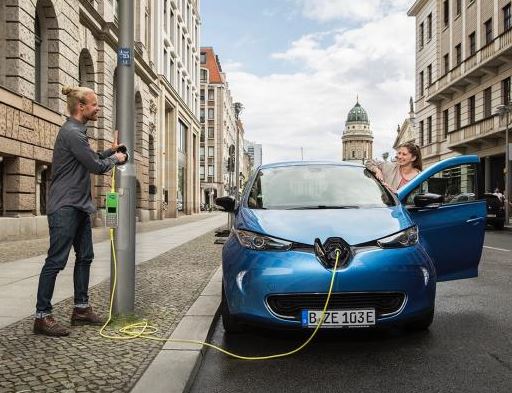 IBCSOLAR's tweet image. @bizzenergy #London will Straßenlaternen zu #Ladesäulen machen, #ubitricity aus #Berlin hofft auf den Zuschlag ow.ly/hTTa30iF4K6 via