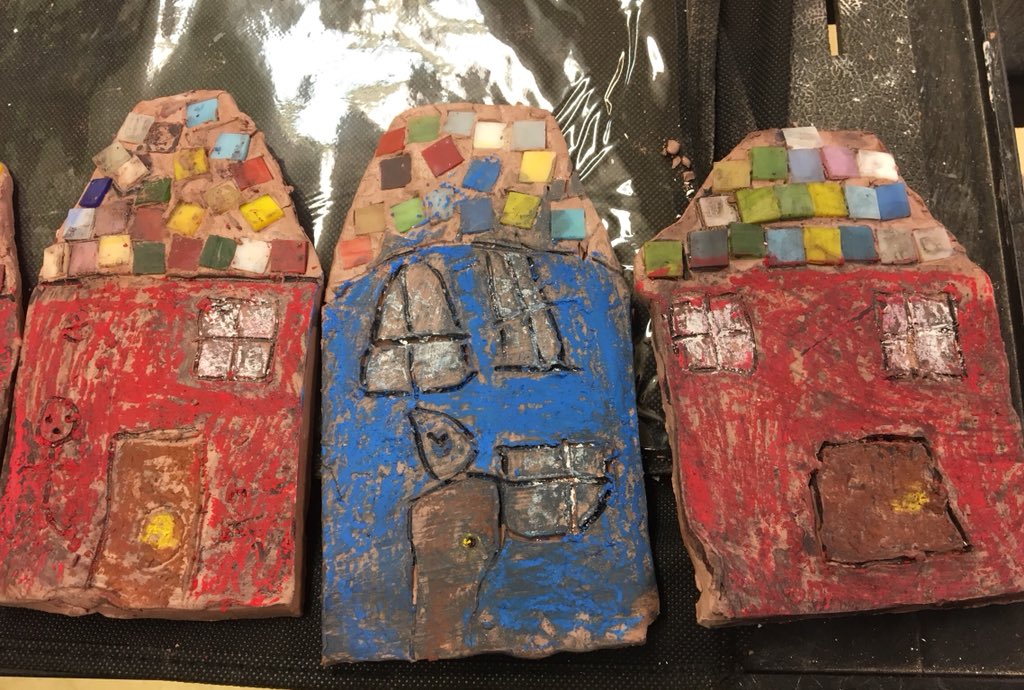 s2ab0z's tweet photo. My classroom is a cave. It is a castle. It is a studio. It is a home. Please reconsider your proposal to close 42 tomorrow. @CarmenFarinaDOE @NYCMayor @NYCSchools #keep42open #42strongandunited https://t.co/ldz1osYgN1